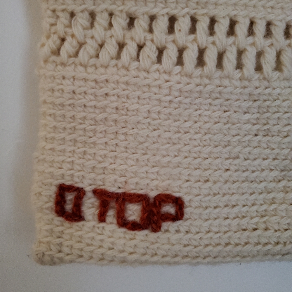 Cream Handcrafted Knit Wool Yarn Granny Bag - Picture 3 of 7